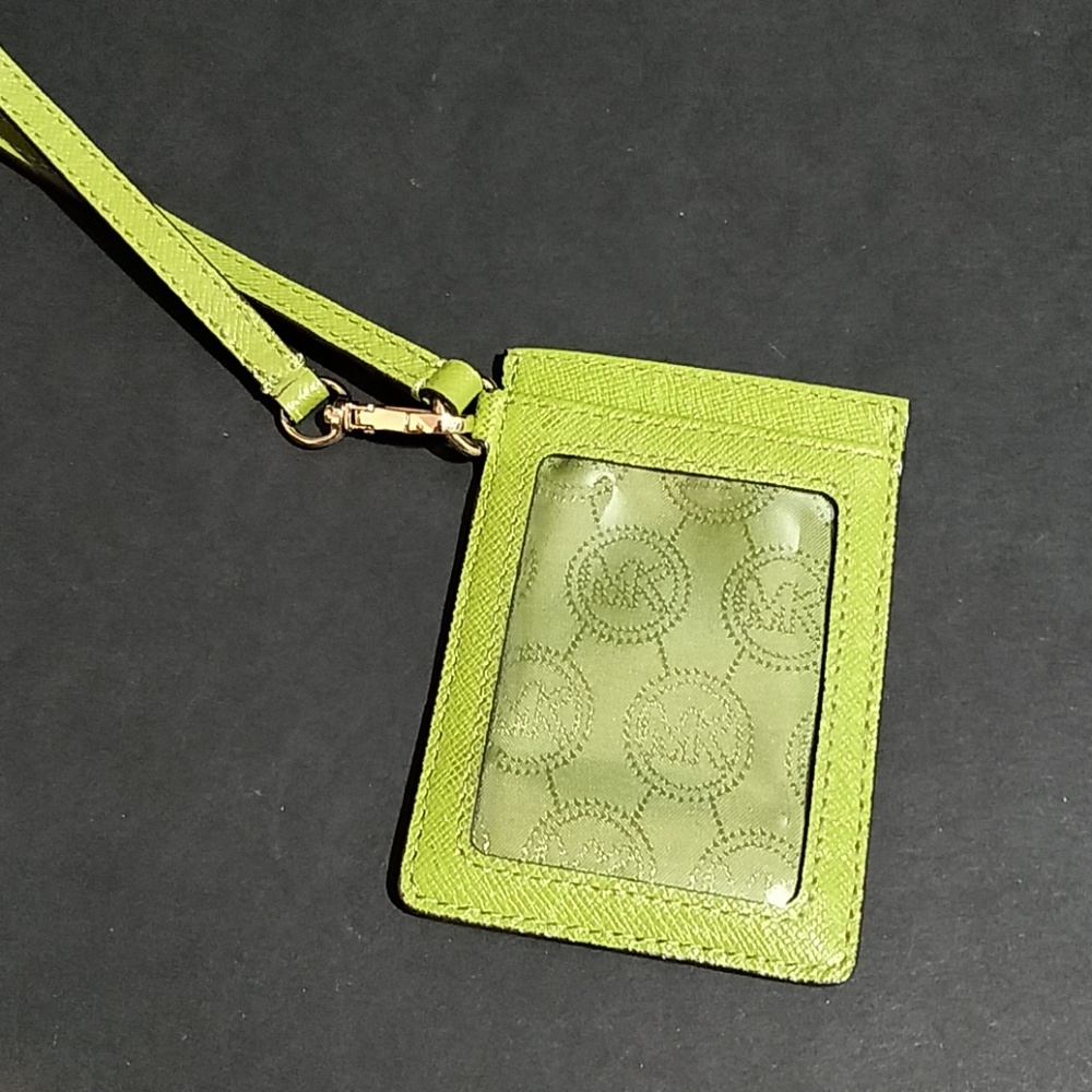 * Michael Kors Green ID Holder